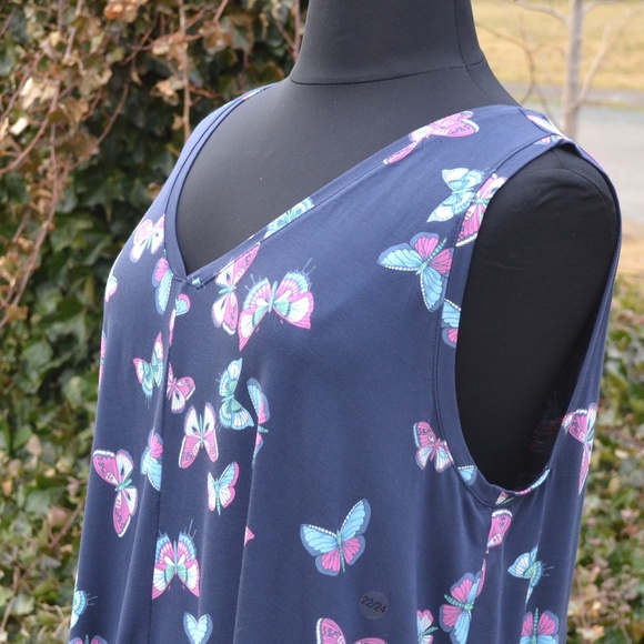 Lane Bryant Tops - NWT Lane Bryant 22/24 Butterfly Tank Top